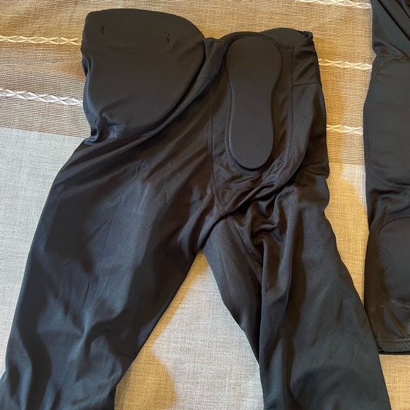 2 Pairs McDavid Adult Rival 7-Pad Integrated Football Pants - Picture 6 of 7